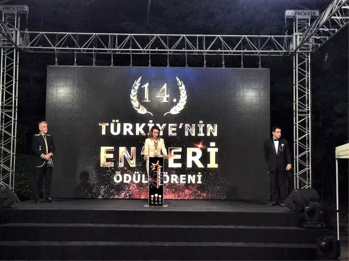 TOPLUMSAL CİNSİYET EŞİTLİĞİ KONULU ÇALIŞMALARI ÖDÜL GETİRDİ