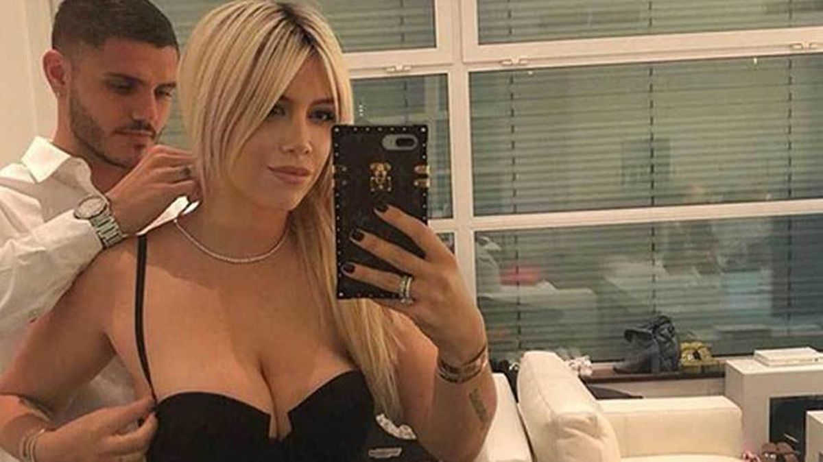 Wanda Icardi'nin havuz başından yaptığı cesur paylaşıma 20 dakikada beğeni yağdı