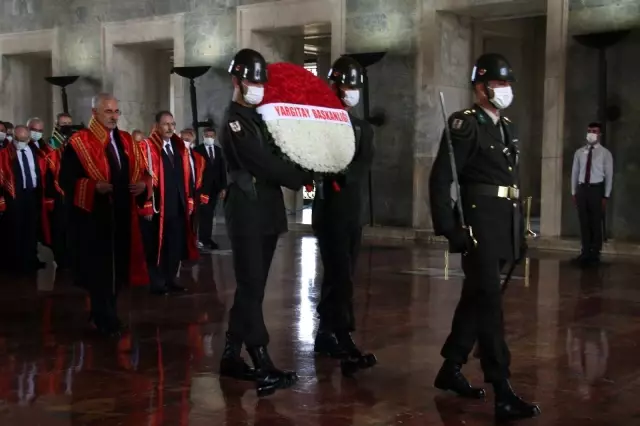 Yargıtay adli yılın ilk gününde Anıtkabir'e ziyaret gerçekleştirdi