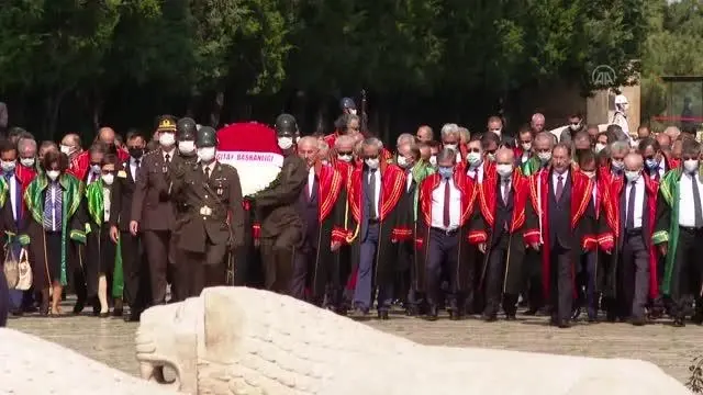 Yargıtay üyelerinden Anıtkabir'e ziyaret