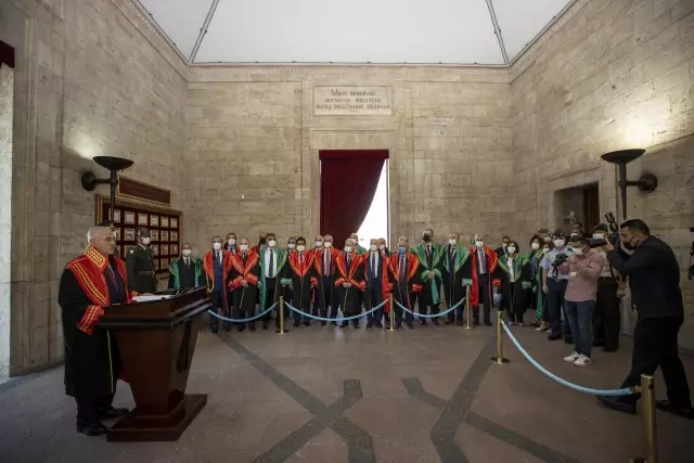 Yargıtay üyelerinden Anıtkabir'e ziyaret