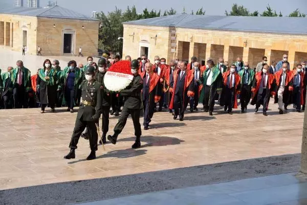 Yargıtay üyelerinden Anıtkabir'e ziyaret