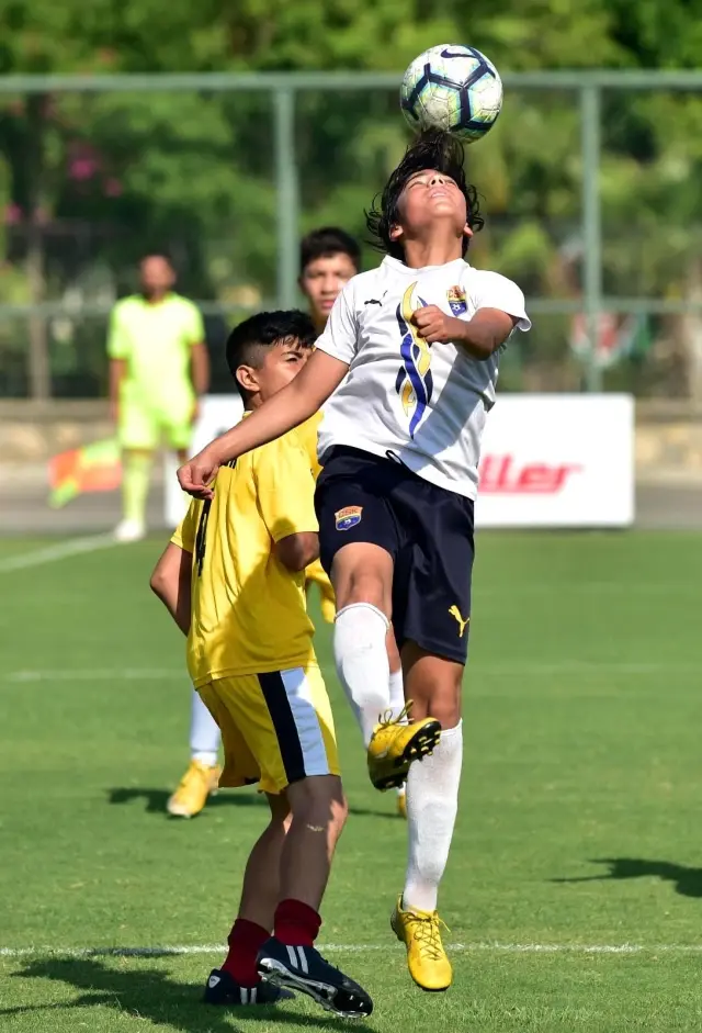 Zafer Bayramı'nı futbol turnuvası ile kutladılar