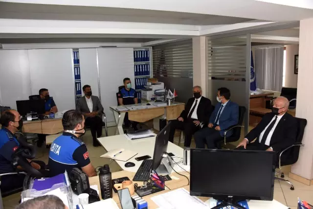 Başkan Bakkalcıoğlu zabıta ekiplerini ziyaret etti