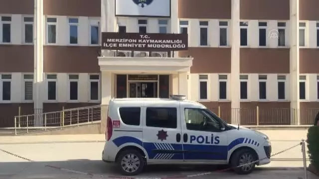 Eğlence mekanını kundakladıkları iddiasıyla iki kişi yakalandı