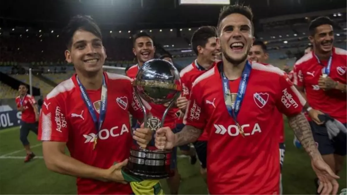 Fenerbahçe'de transfer tüm hızıyla devam ediyor! Arjantinli sağ bek Bustos'un imza atması an meselesi