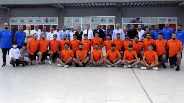 Hatayspor Hentbol Takımı, basın mensuplarına tanıtıldı