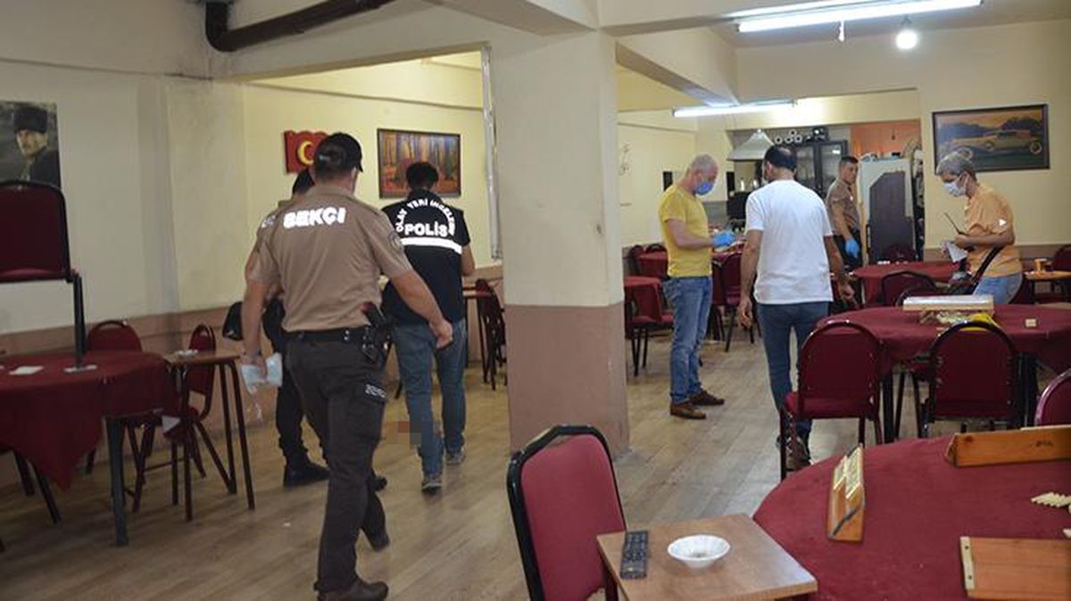 Kahvehanede çıkan silahlı çatışmada 1 kişi hayatını kaybetti