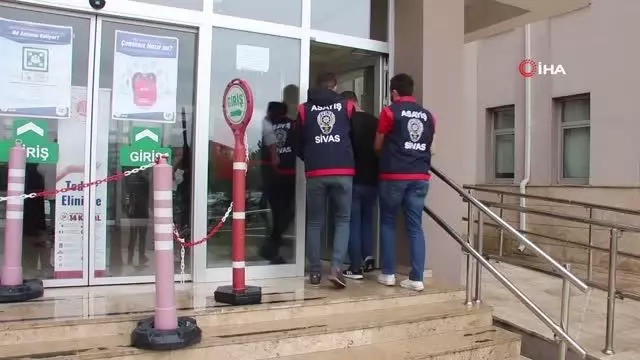 Meşhur köftecilere giren hırsızlar polisten kaçamadı