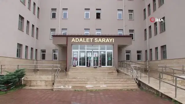 Meşhur köftecilere giren hırsızlar polisten kaçamadı