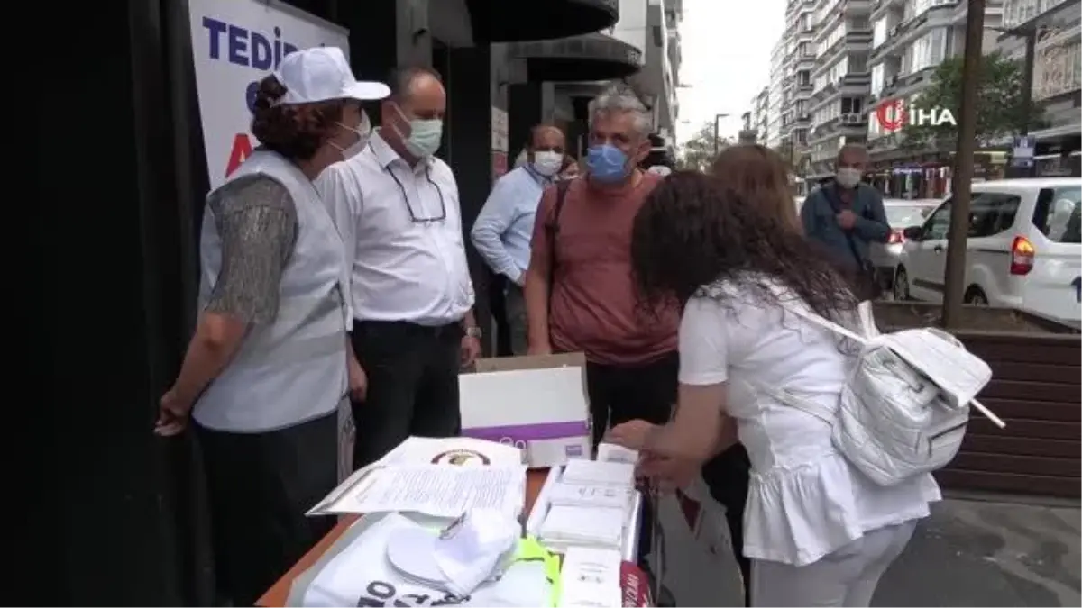 Samsun Tabip Odası sahaya indi, vatandaşlara aşı çağrısı yaptı