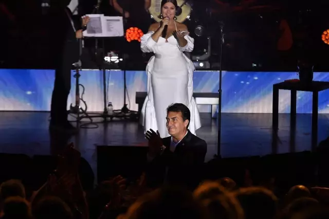 Sibel Can, şarkılarını Zeki Müren için söyledi