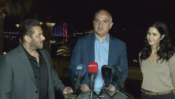 Son dakika gündem: BAKAN ERSOY, BOLLYWOOD SİNEMASININ YILDIZLARINI ÇIRAĞAN SARAYI'NDA KONUK ETTİ