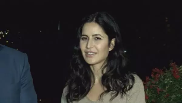 Son dakika gündem: BAKAN ERSOY, BOLLYWOOD SİNEMASININ YILDIZLARINI ÇIRAĞAN SARAYI'NDA KONUK ETTİ