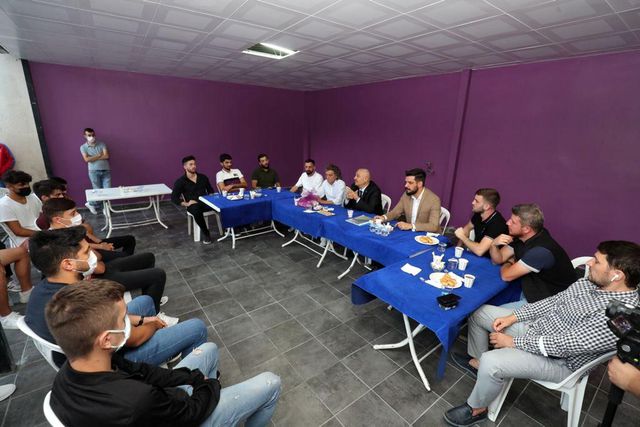 baskan buyukgoz gebzesporlu genclerle bulustu 2 14371883 o