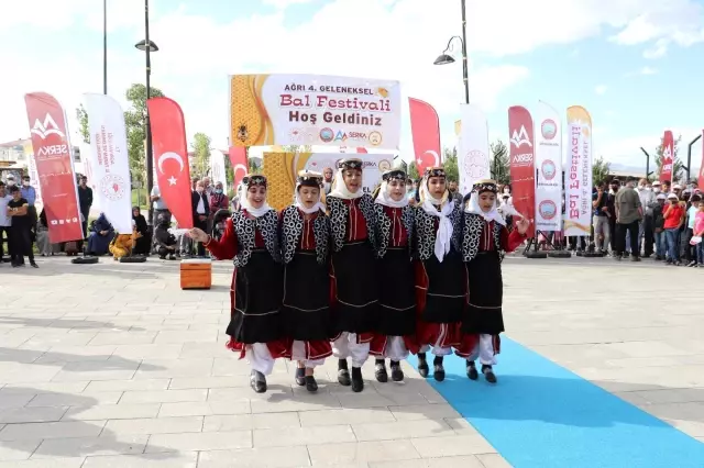 Son Dakika | Ağrı 4. geleneksel bal festivali başladı