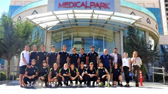 Fenerbahçeli genç boksörler sağlık taramasından geçti Fenerbahçeli genç boksörler sağlık taramasından geçti