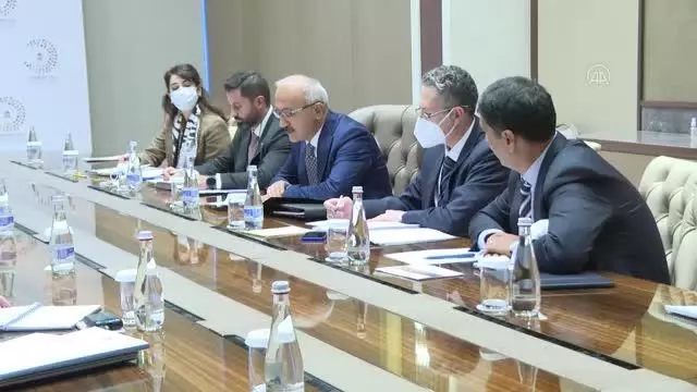 Son dakika haberleri... Bakan Elvan, Özbekistan'da İslam Kalkınma Bankası yönetimiyle bir araya geldi Açıklaması