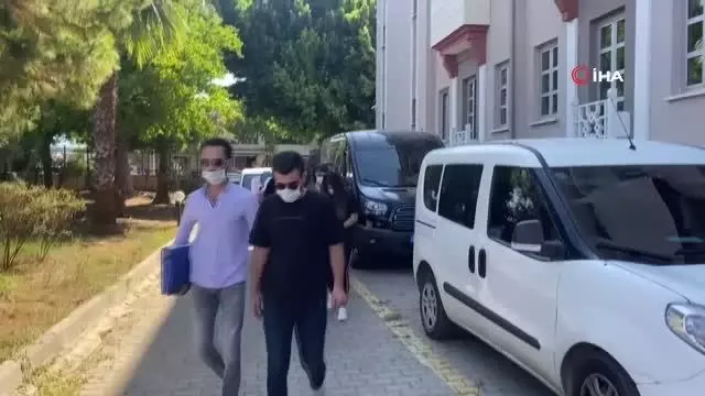 Kendilerini savcı ve polis gibi tanıtıp vatandaşları 3 milyon dolandıran 11 şüpheli yakalandı