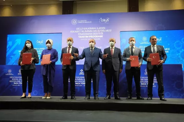 Varank: Mardin'in 3 ilçesinde ve 2. OSB'de tekstil sektörüne yönelik olarak hazır fabrika binaları inşa edeceğiz
