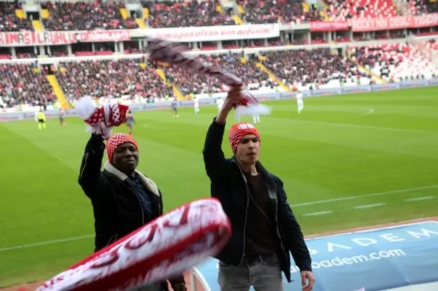 Sivas Valiliği'nden PFDK'nin Sivasspor'a verdiği ceza kararına tepki!