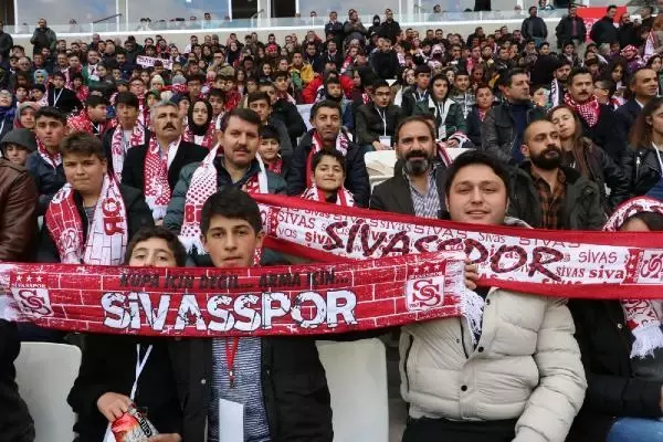 Sivas Valiliği'nden TFF'ye çocuk taraftar tepkisi