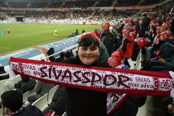 Sivas Valiliği'nden TFF'ye çocuk taraftar tepkisi