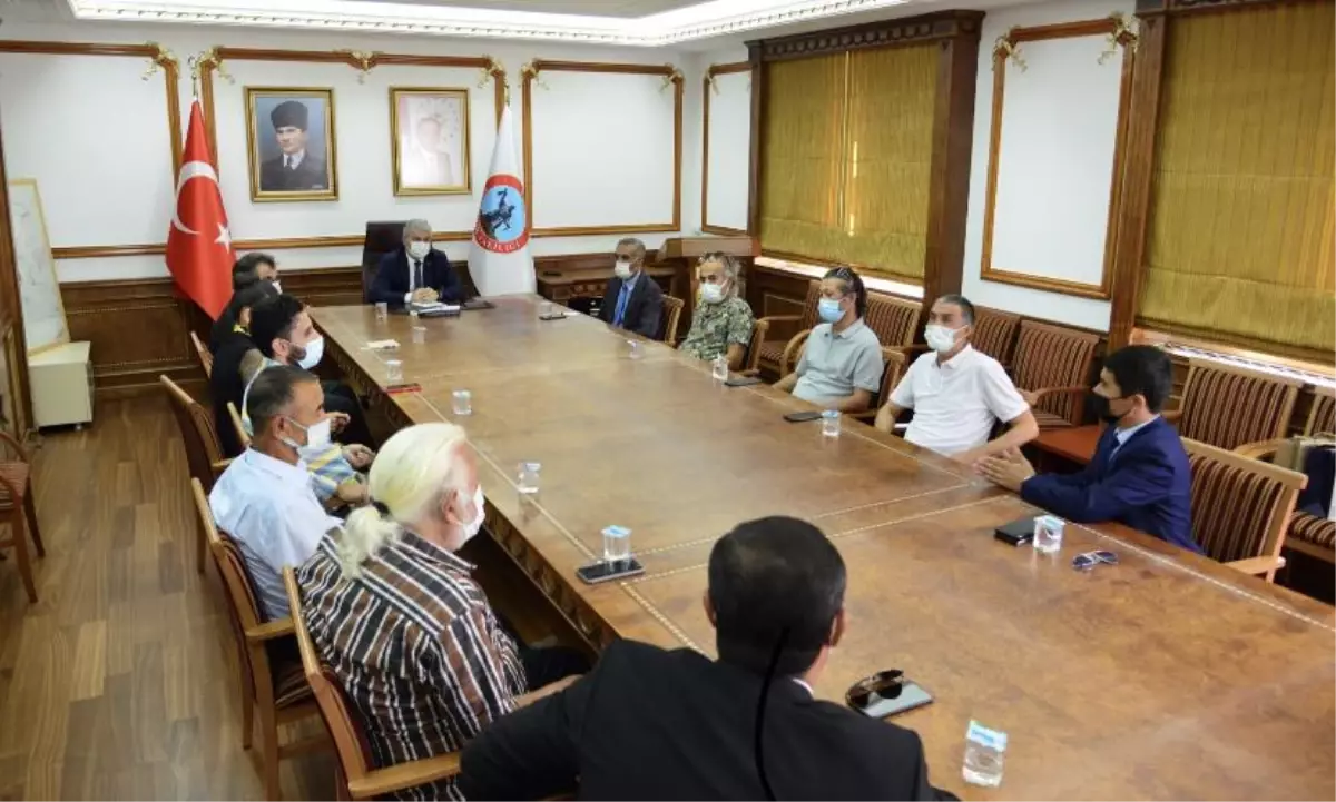 Türk dünyasından ressamlar Kırşehir'de