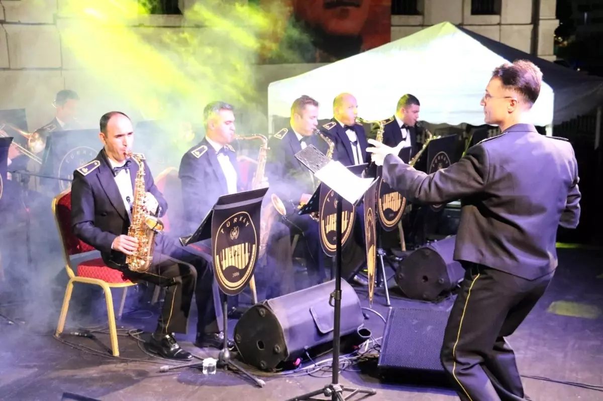 Türkay'dan Sivas'ta 4 Eylül konseri