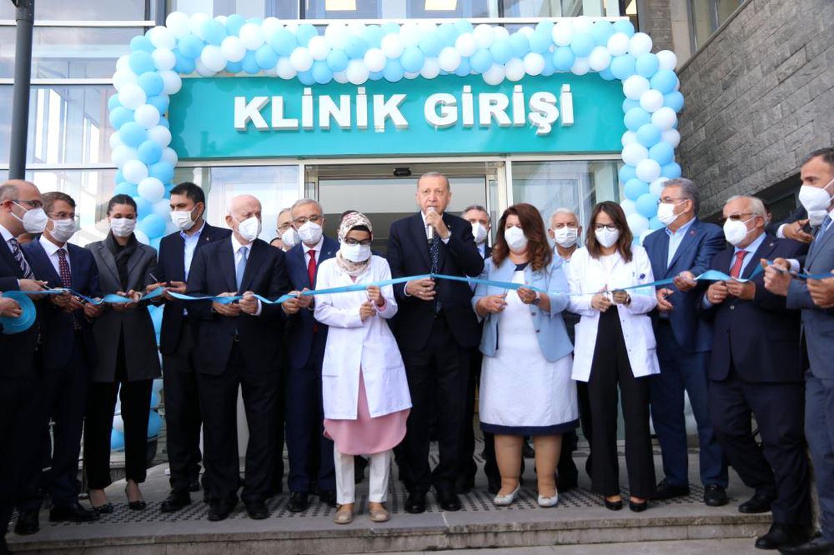 Cumhurbaşkanı Erdoğan, RTEÜ Diş Hekimliği Fakültesi'nin açılışını gerçekleştirdi