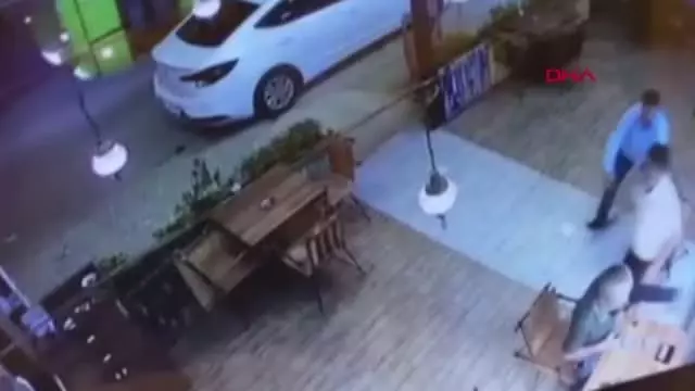 Kurşunlardan kaçarak kurtuldu; o anlar kamerada