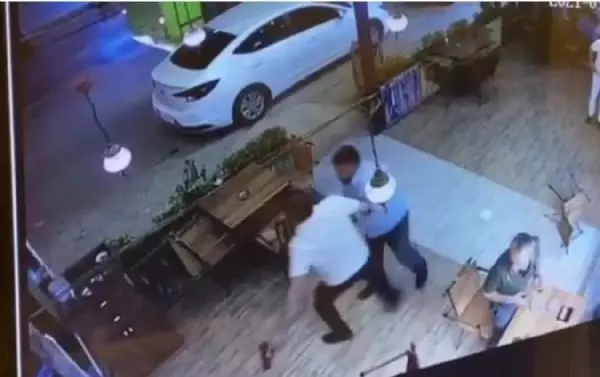 Kurşunlardan kaçarak kurtuldu; o anlar kamerada