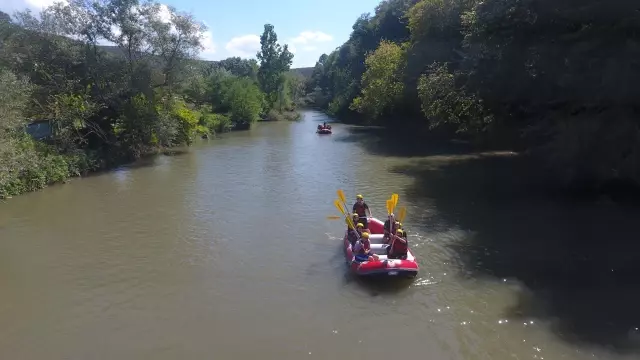 Rafting tutkunları Melen Çayı'nda adrenalin depoluyor