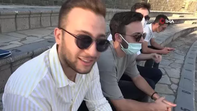 Turizm ve sağlıkçılara mezuniyet töreni