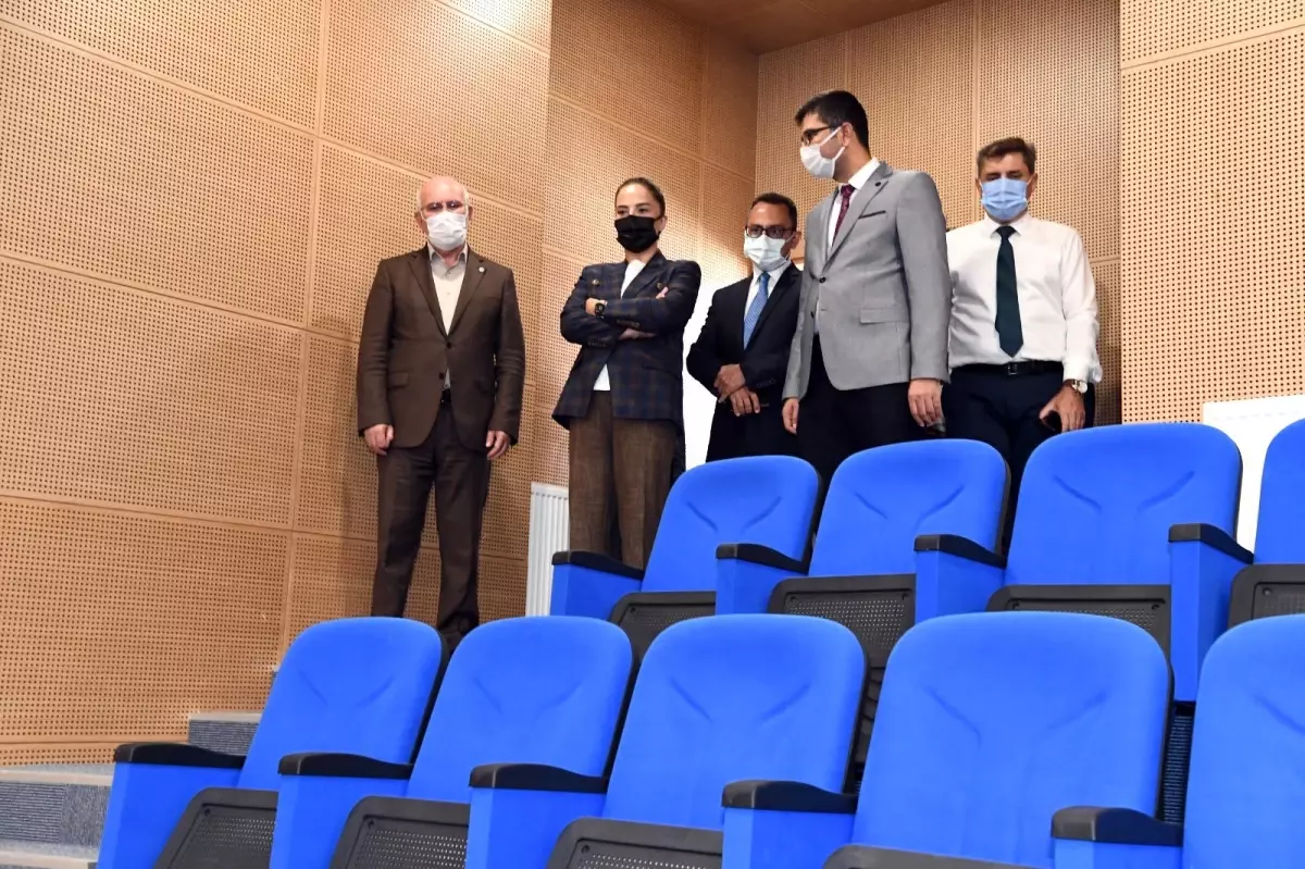 Vali Funda Kocabıyık, 'KYK Yurtlarında yatak kapasitemiz 10 Bin'e ulaştı'