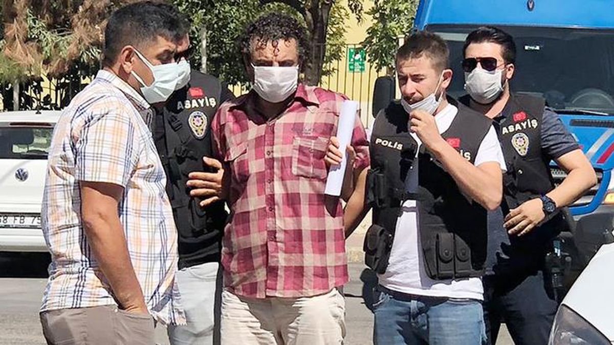 Kızını tinerle yakarak öldüren adam, daha önce de eşinin üzerine kaynar su dökmüş