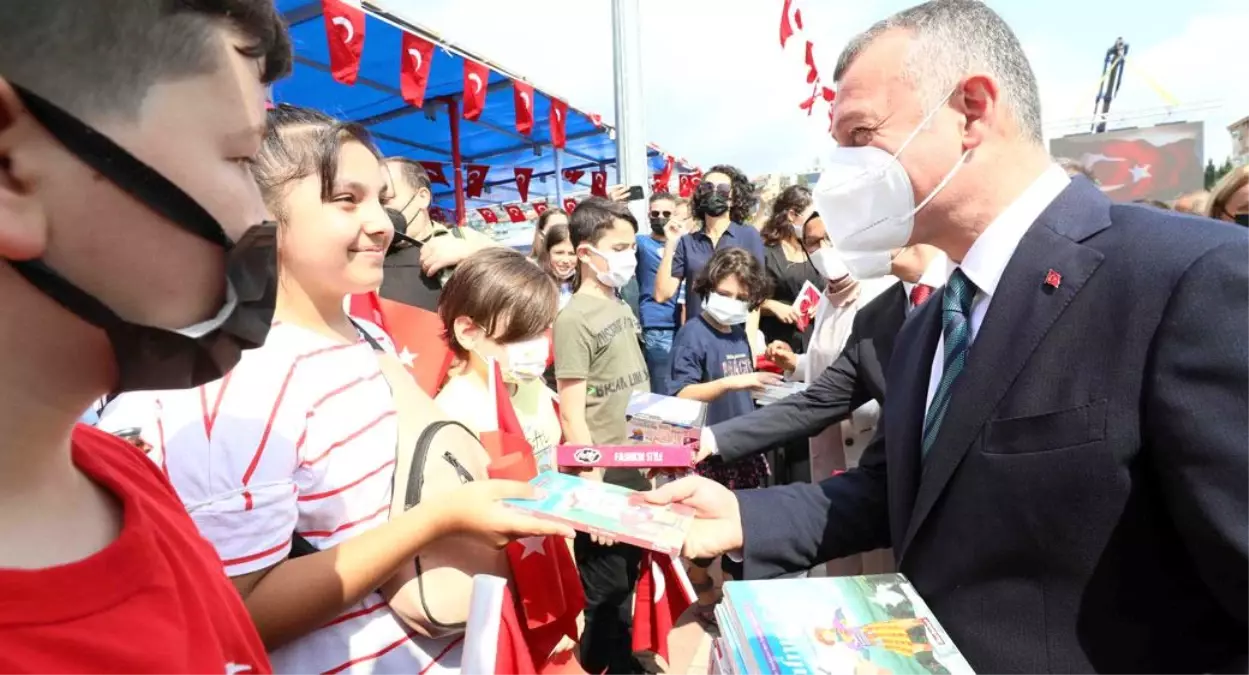 Başkan Büyükakın, 'Gençler ülkemizin asıl gücü, dünyanın da vicdanıdır'