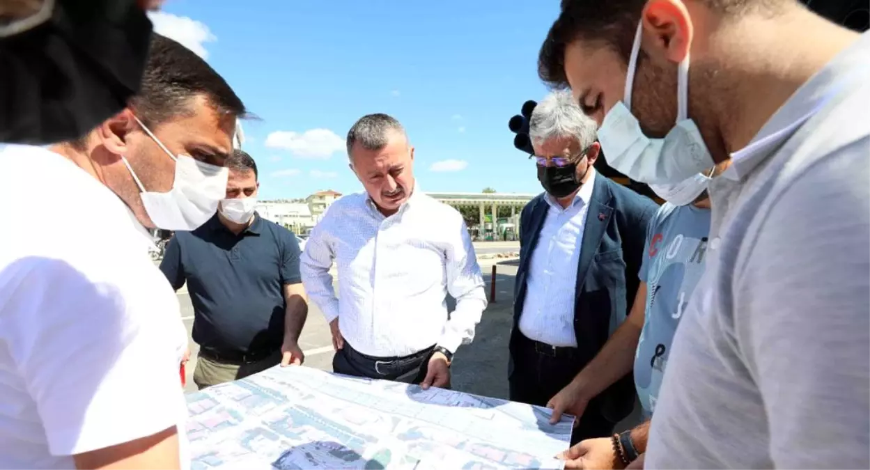 Başkan Büyükakın, Kandıra Sapağını ve Yürüyüş Yolunu inceledi
