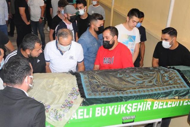 damak tedavisinde yuz felci olan yeliz hayati 8 14377978 o