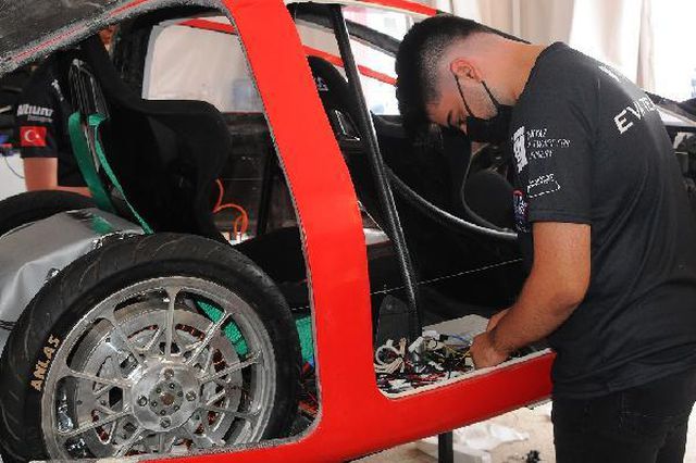 elektrikli arac yarislarinda altinbas univers 2 14376935 o