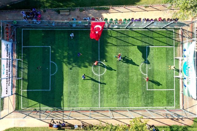 kilavuz genclik te sevgi ve kardeslik kazandi 2 14377250 o