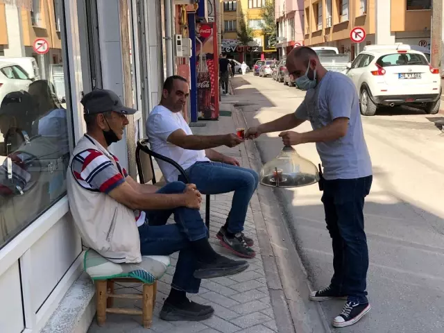 Para kazanmak için günde 40 bin adım atıyor