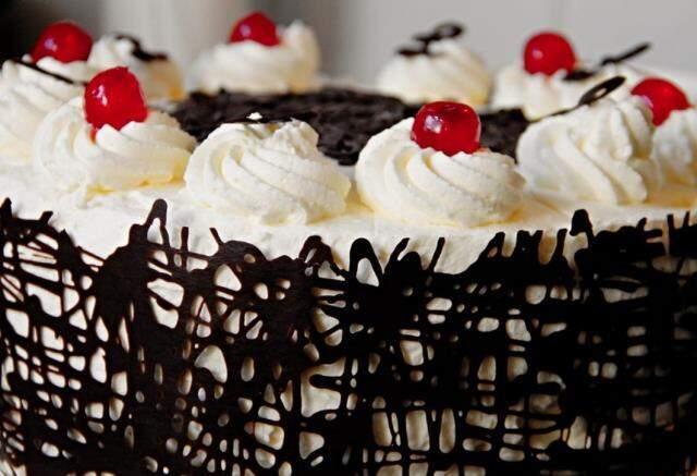 Rüyada pasta yemek ne anlama gelir? Rüyada yaş pasta görmenin anlamı nedir? Rüyada pasta yemek ne anlama gelir? Rüyada yaş pasta görmenin anlamı nedir?