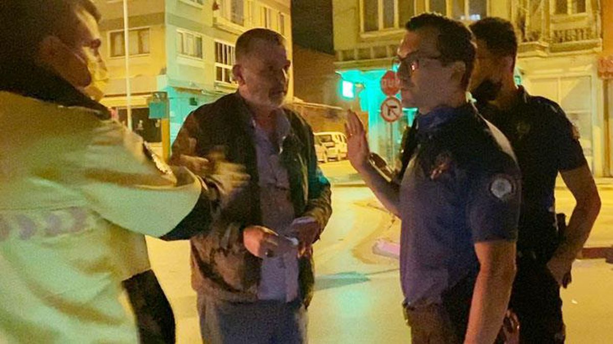 Polisin alkollü sürücü ile imtihanı! 'Kelepçele beni' diyerek yeri göğü inletti