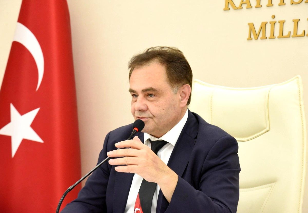 Bilecik'te bin 700 tonluk asfalt yama çalışmasını tamamlandı