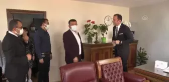 Veli Ağbaba: CHP Genel Başkan Yardımcısı Ağbaba'dan, Eğitim-İş'in yeni yönetimine ziyaret Veli Ağbaba: CHP Genel Başkan Yardımcısı Ağbaba'dan, Eğitim-İş'in yeni yönetimine ziyaret