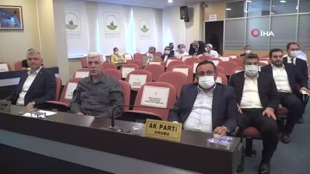 Dündar: 136 mahallede 160 şantiyemiz var