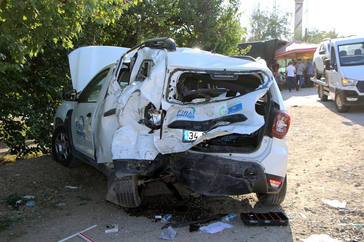 Elazığ'da zincirleme trafik kazası: 8 yaralı