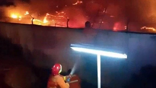 Endonezya'da hapishanede yangın çıktı! 41 mahkum yanarak can verdi