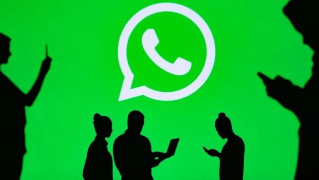 Facebook'un WhatsApp bildirilerini okumaları için 1000 kişiyi işe aldığı argüman edildi